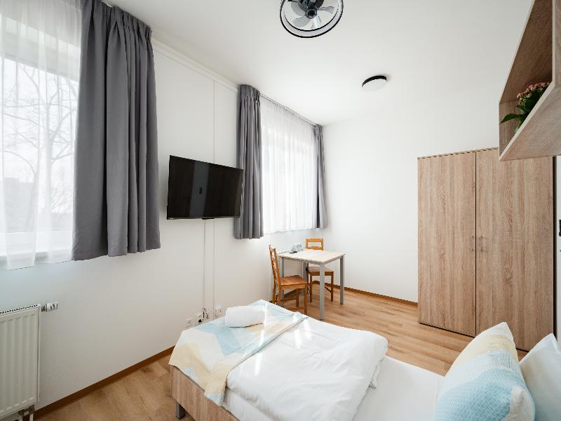 University Hotel - Oda
