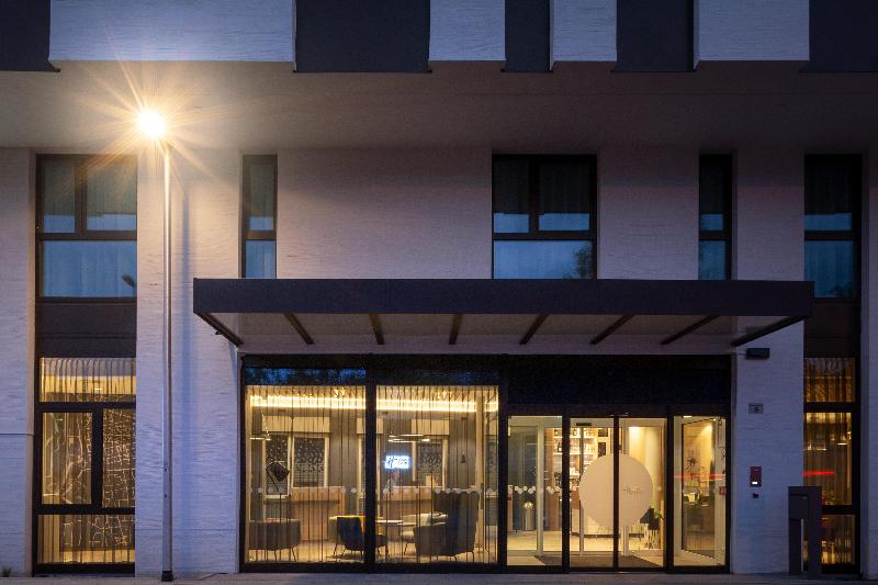 Holiday Inn Express Erlangen - Genel