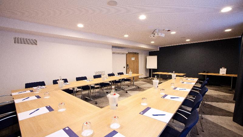 Holiday Inn Express Saarbrucken - Toplantı