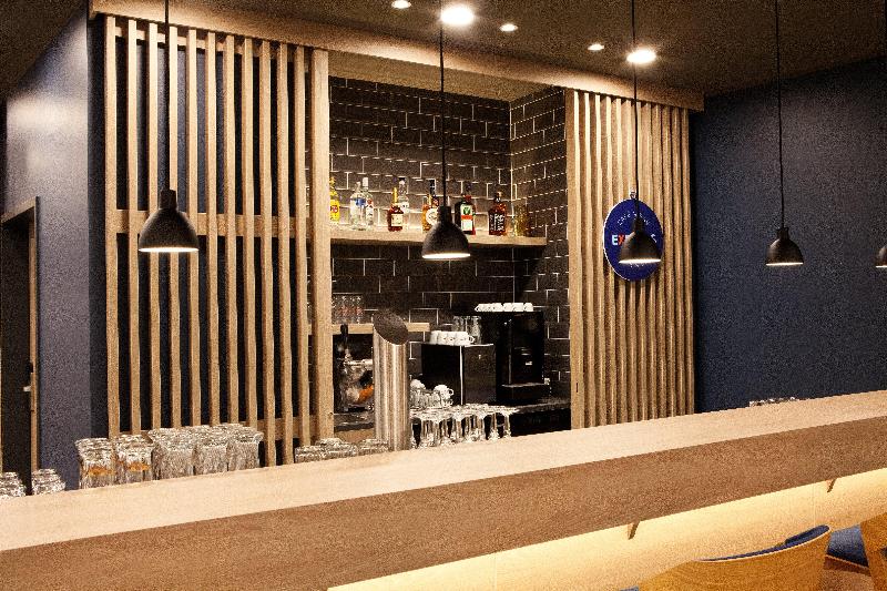 Holiday Inn Express Ringsheim - Bar