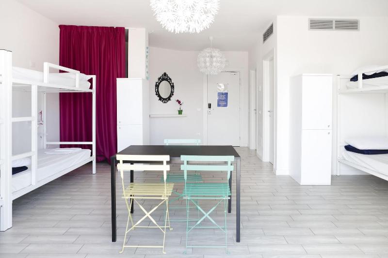 Meet Garda Lake Hostel - Oda