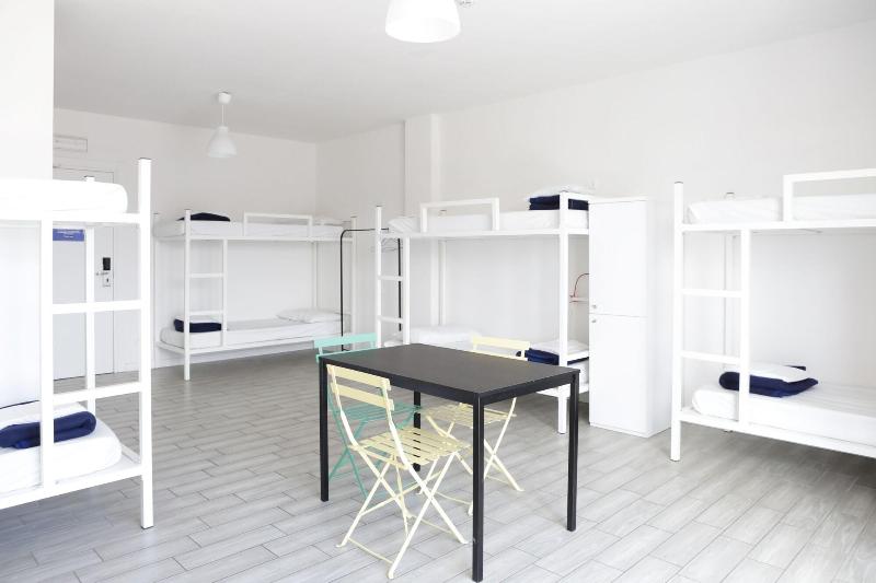 Meet Garda Lake Hostel - Oda