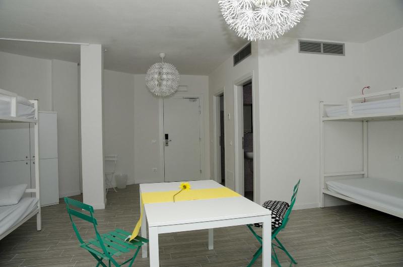 Meet Garda Lake Hostel - Oda