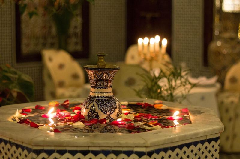 Riad Kettani - Lobi