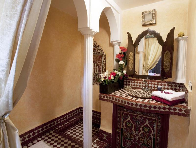 Riad Kettani - Oda