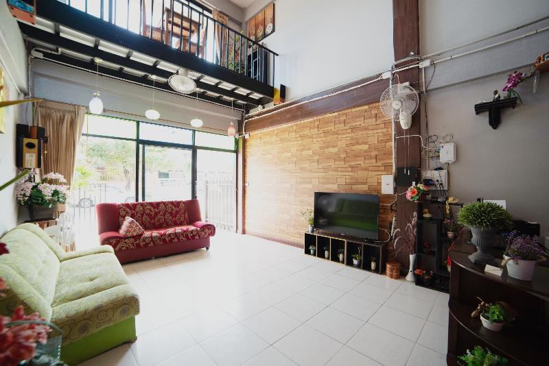 OYO 465 Krung Kao Traveller Lodge - Lobi