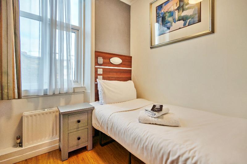 Huttons Hotel - Oda