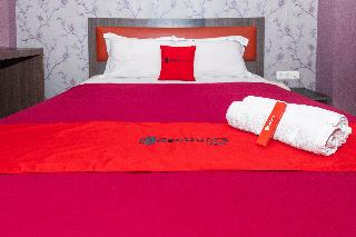 RedDoorz Plus @ Paal 2 Manado fotoÄŸrafÄ±