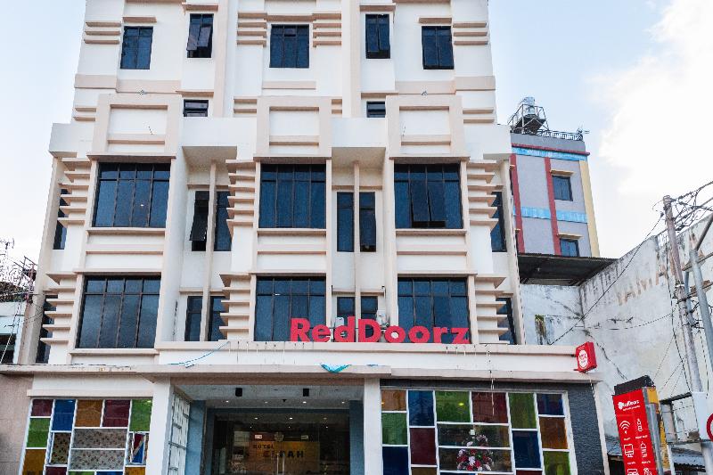 RedDoorz Plus @ Paal 2 Manado - Genel