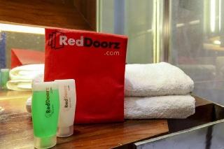 RedDoorz Plus @ Paal 2 Manado fotoÄŸrafÄ±