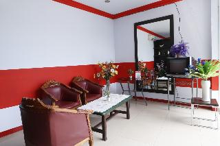 RedDoorz Plus @ Samratulangi Manado fotoÄŸrafÄ±