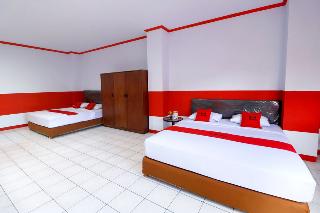 RedDoorz Plus @ Samratulangi Manado otel fotoğrafı