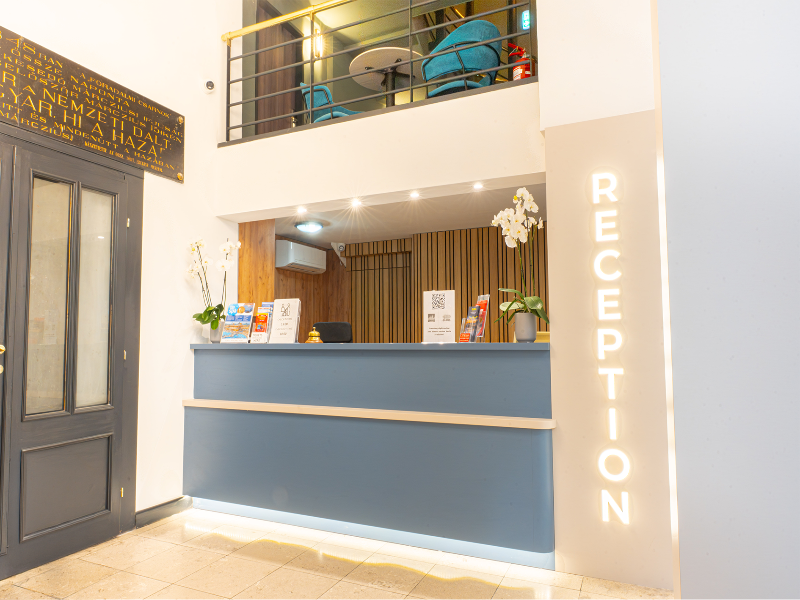 Pilvax Hotel Budapest - Lobi