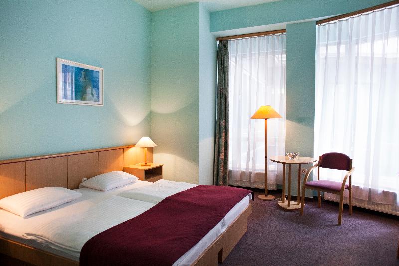 Pilvax Hotel Budapest - Oda