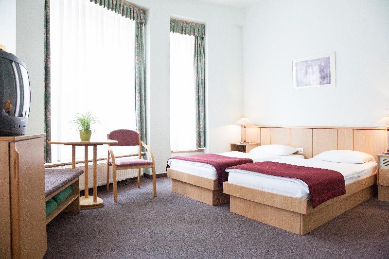 Pilvax Hotel Budapest - Oda