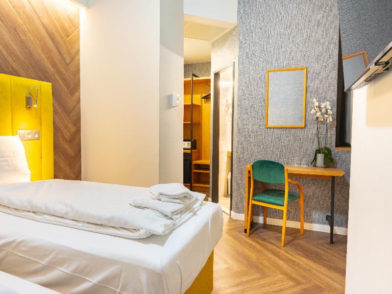 Pilvax Hotel Budapest - Oda