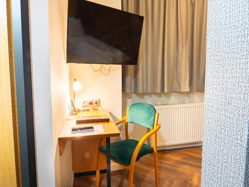 Pilvax Hotel Budapest - Oda