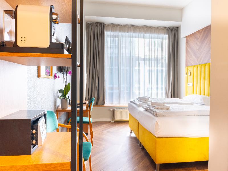 Pilvax Hotel Budapest - Oda