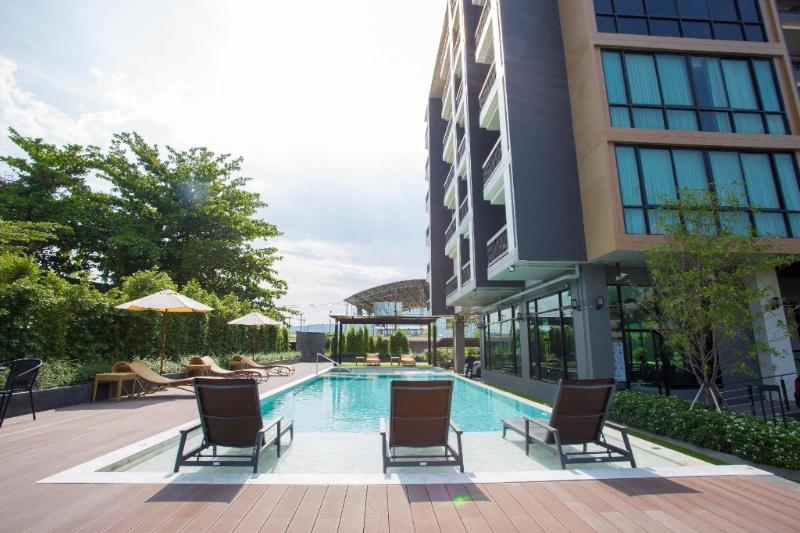 Wellness Chiang Mai Hotel - Havuz