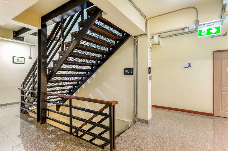 OYO 928 Leaf Hostel - Lobi