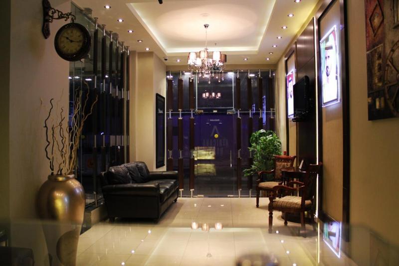 Africana Hotel - Lobi