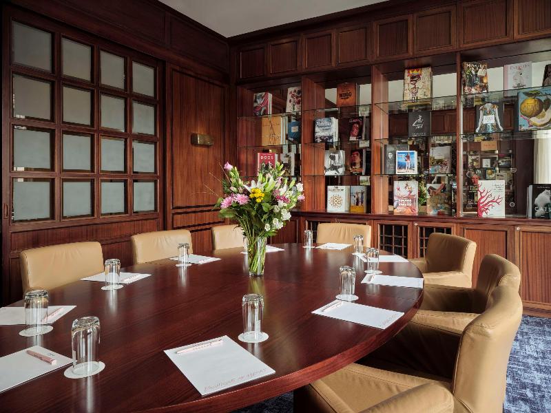 Spark by Hilton Wuppertal City Centre - Genel