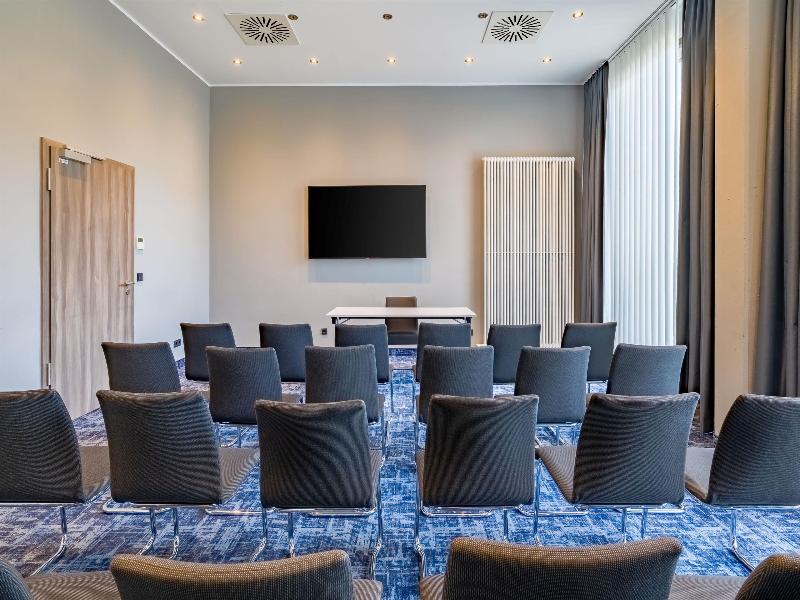 Spark by Hilton Wuppertal City Centre - Genel