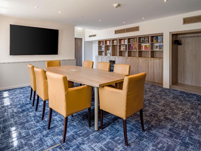 Spark by Hilton Wuppertal City Centre - Genel