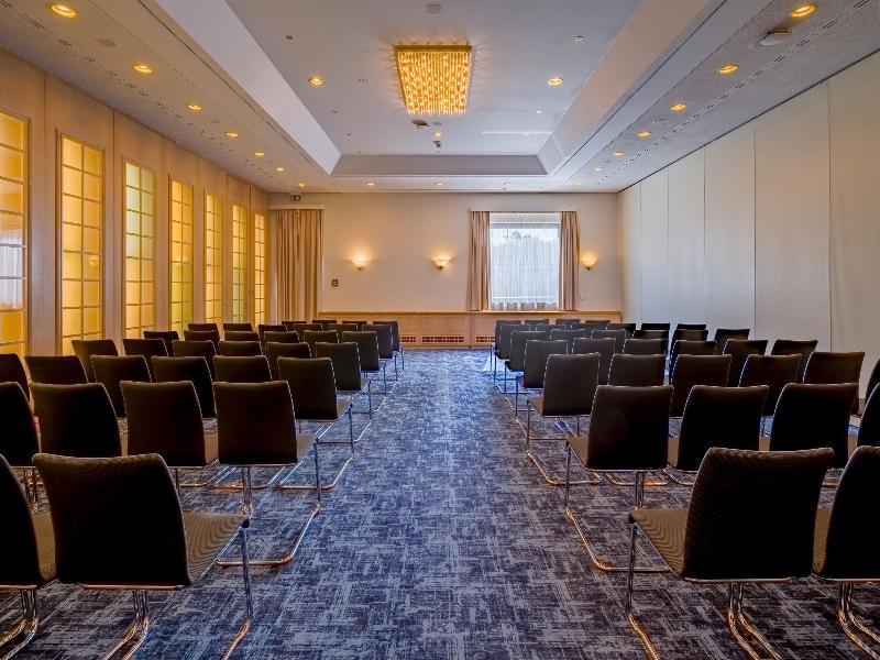 Spark by Hilton Wuppertal City Centre - Genel