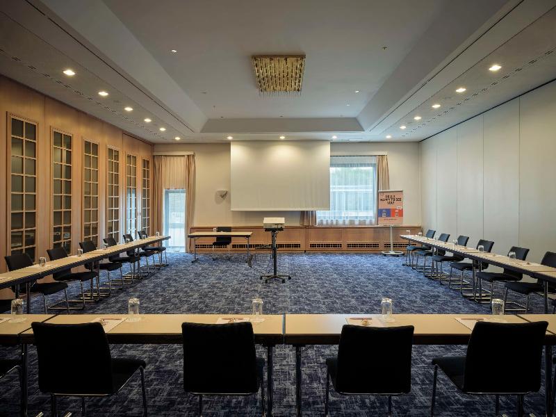 Spark by Hilton Wuppertal City Centre - Oda