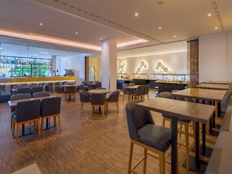 Spark by Hilton Wuppertal City Centre - Restoran