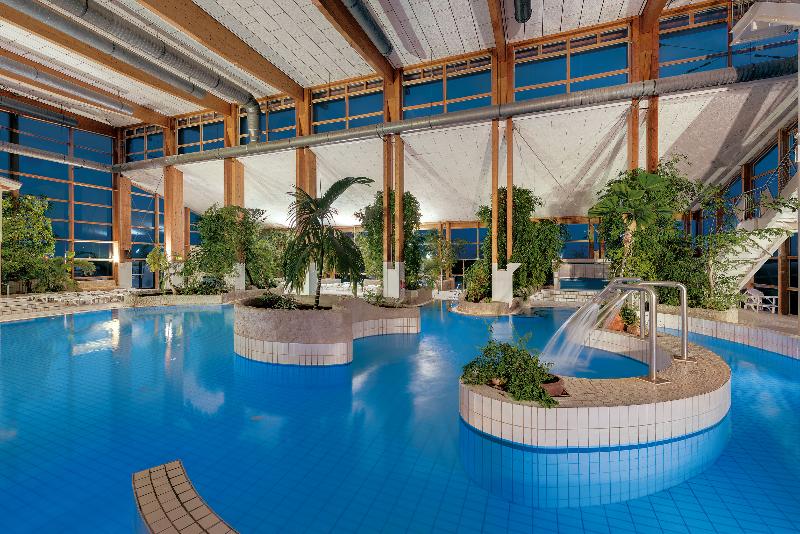 Sunday Resort Rugen - Hotel & SPLASH Erlebniswelt - Havuz