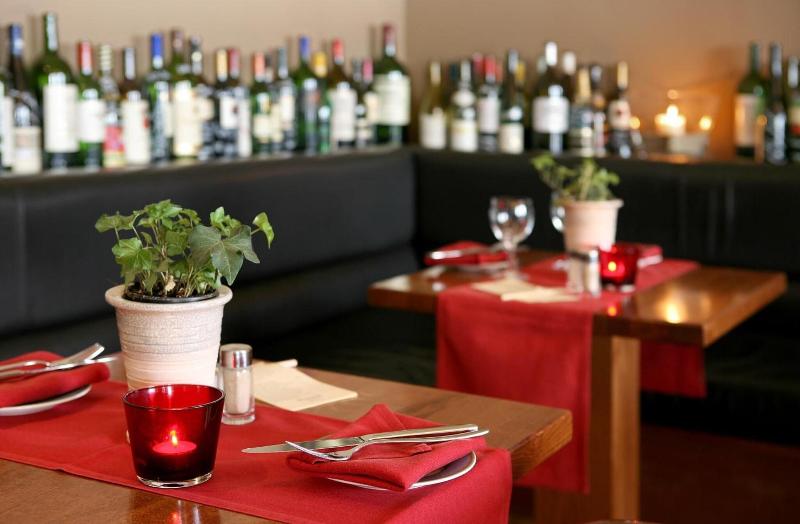 Vienna House by Wyndham Sonne Rostock - Bar