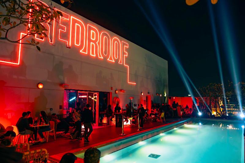 Radisson Red Dubai Silicon Oasis - Bar