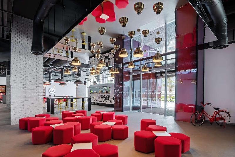 Radisson Red Dubai Silicon Oasis - Lobi