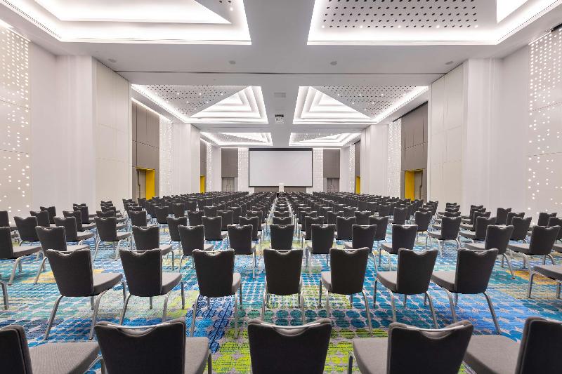 Radisson Red Dubai Silicon Oasis - Toplantı
