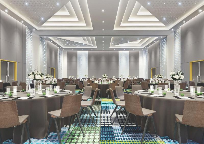 Radisson Red Dubai Silicon Oasis - Toplantı