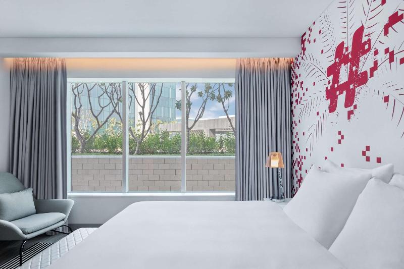 Radisson Red Dubai Silicon Oasis - Oda