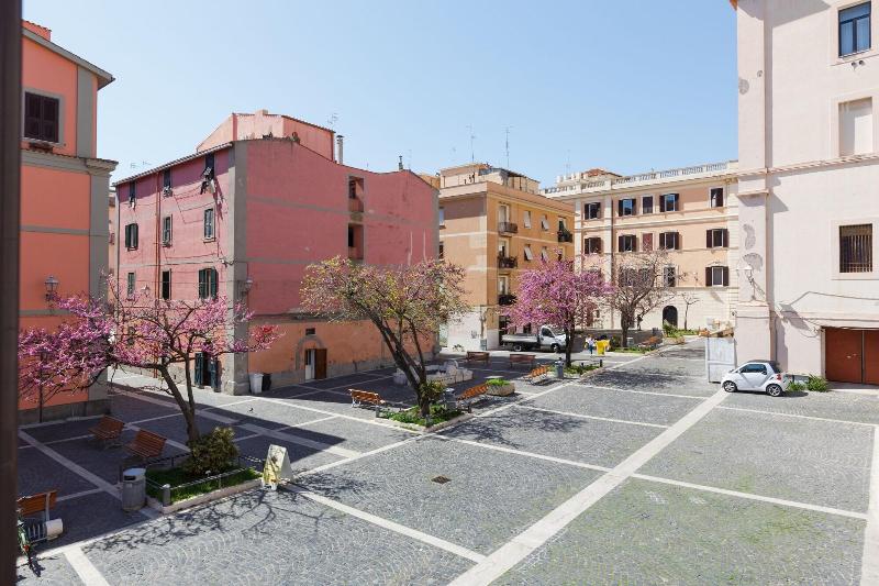 Bed And Breakfast Piazza Fratti - Genel