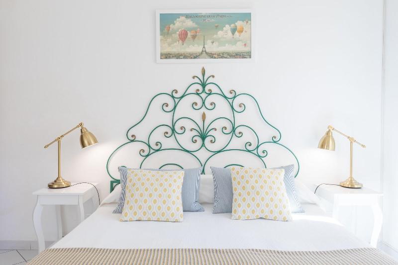 Bed And Breakfast Piazza Fratti - Oda