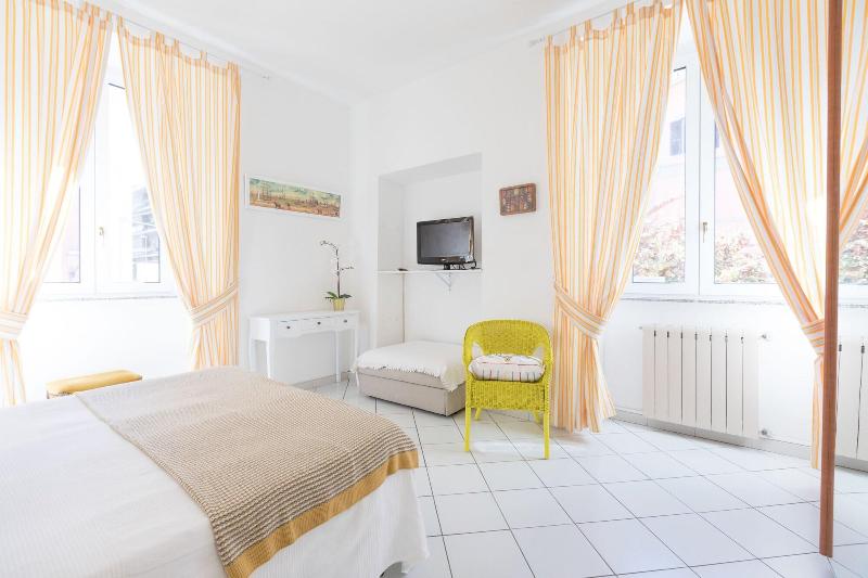 Bed And Breakfast Piazza Fratti - Oda