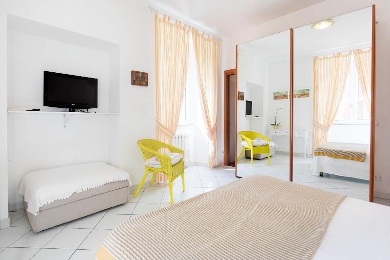 Bed And Breakfast Piazza Fratti - Oda