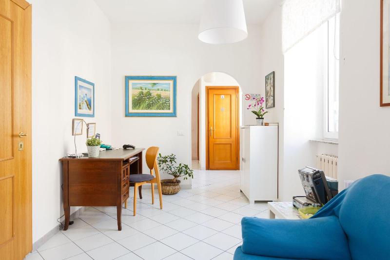 Bed And Breakfast Piazza Fratti - Oda