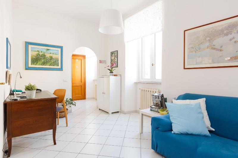 Bed And Breakfast Piazza Fratti - Oda