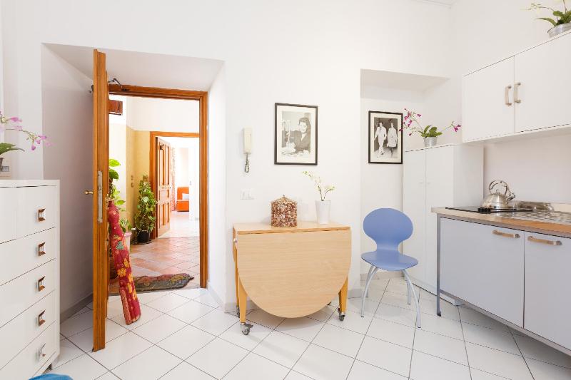 Bed And Breakfast Piazza Fratti - Oda
