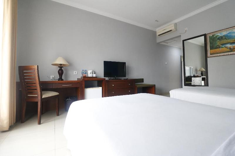 Town House Bukit Damai Indah - Genel