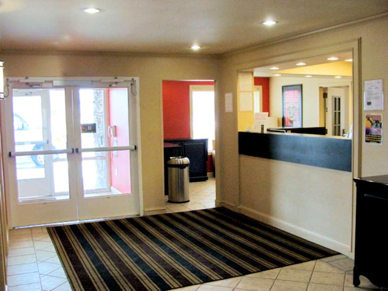 Extended Stay America Meadowlands East Rutherford - Lobi