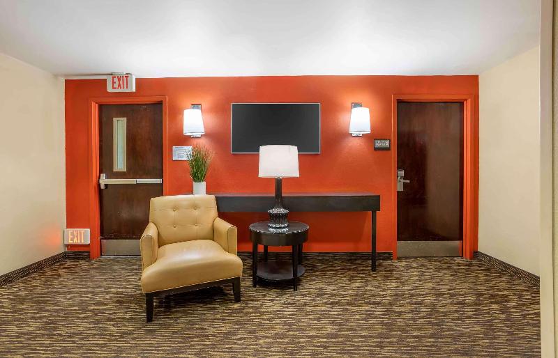 Extended Stay America Long Island Melville - Lobi