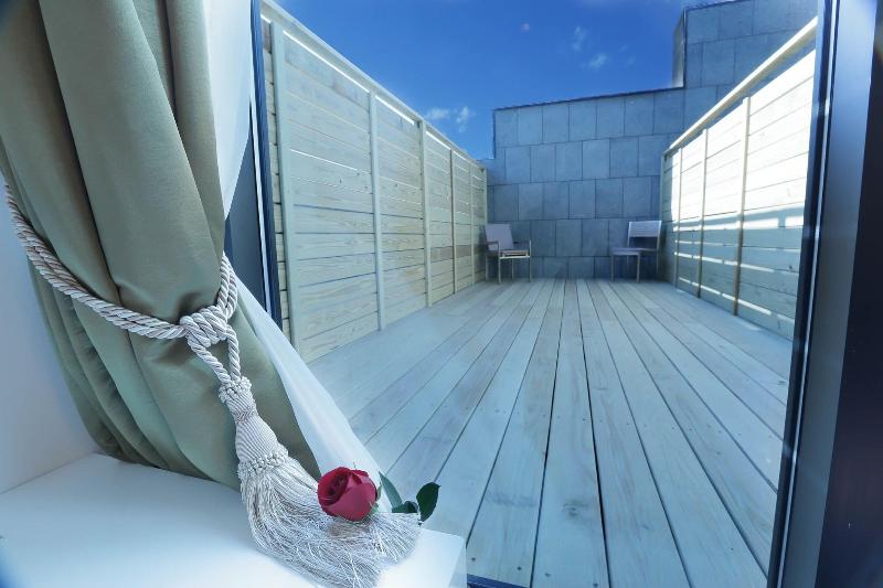 The One Boutique Hotel - Teras