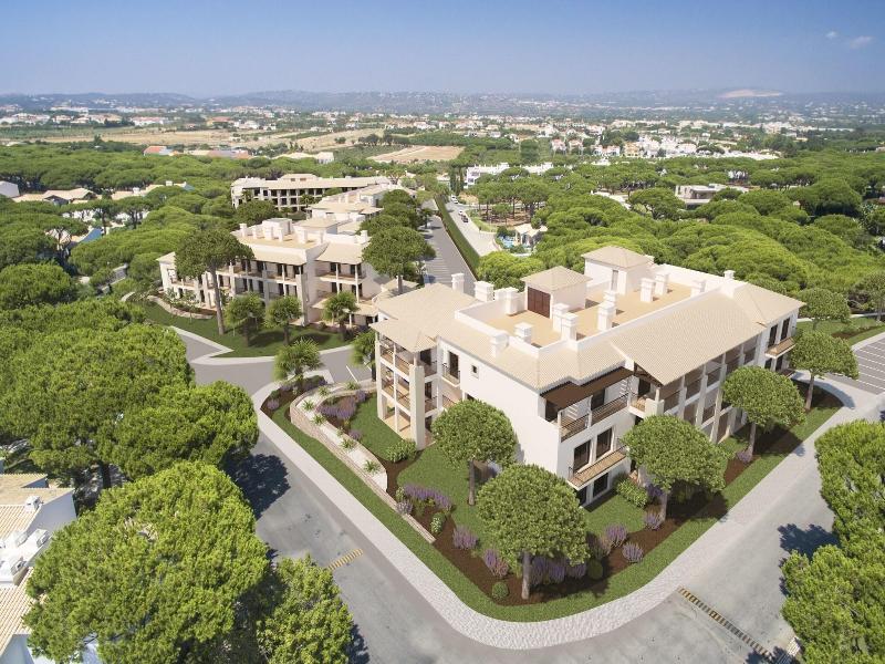 Pine Cliffs Gardens - Genel